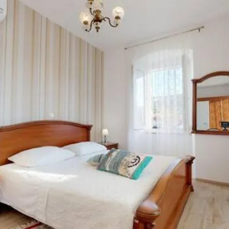 Radovani Luxury With Private Pool Jelsa (Hvar)
