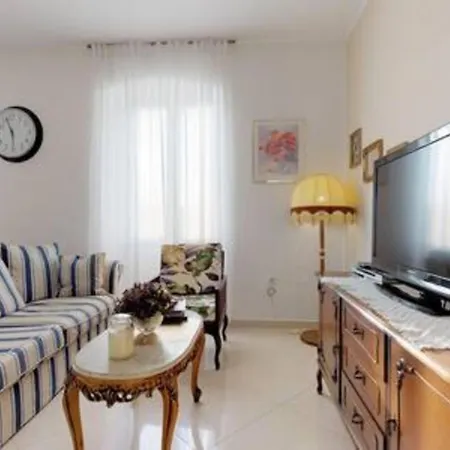 Apartment Radovani Luxury With Private Pool Jelsa (Hvar)