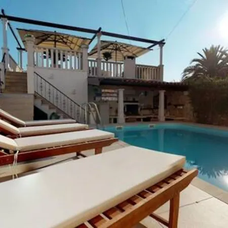 Radovani Luxury With Private Pool Apartment