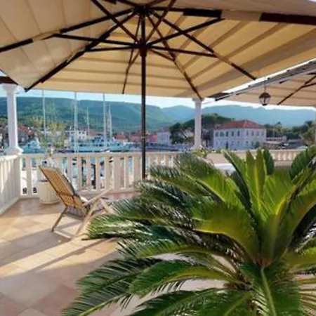 Radovani Luxury With Private Pool Apartment *